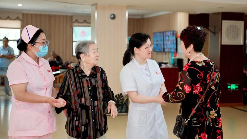 护理手套的规格与型号：揭秘养老护理中的安全守护者