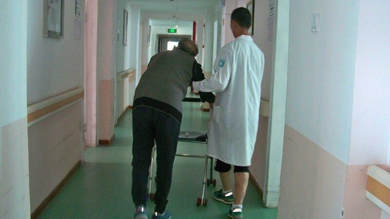 养老项目加盟代理，如何规避潜在风险？**
