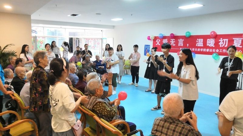 医养结合护理院，设备清单揭秘：安全与舒适的守护者